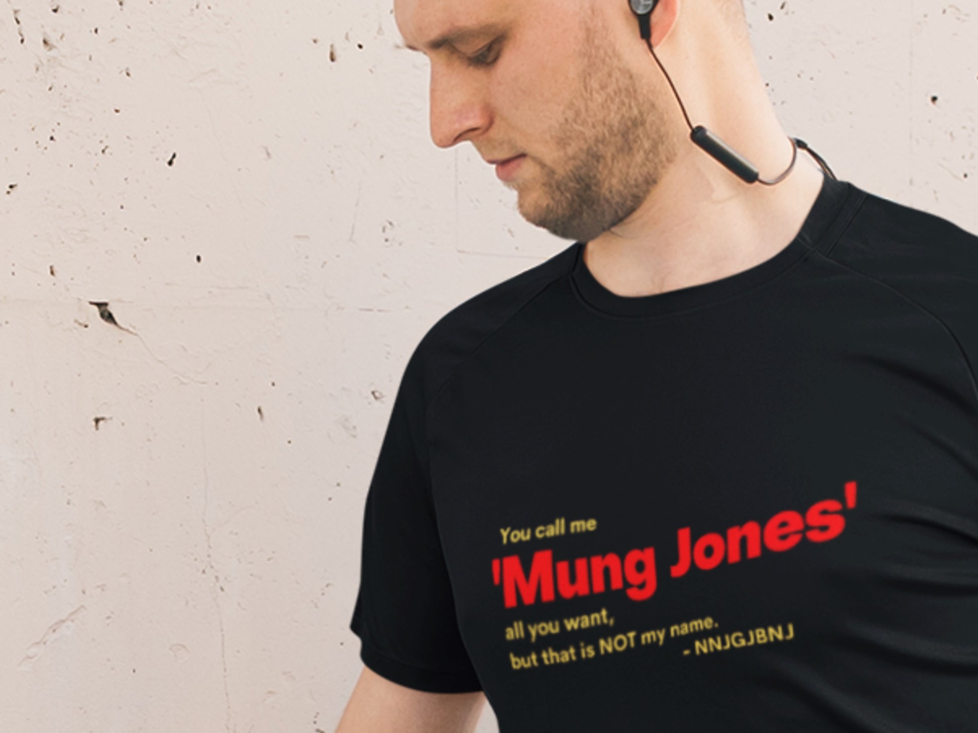 Mung Jones Black T-Shirt.