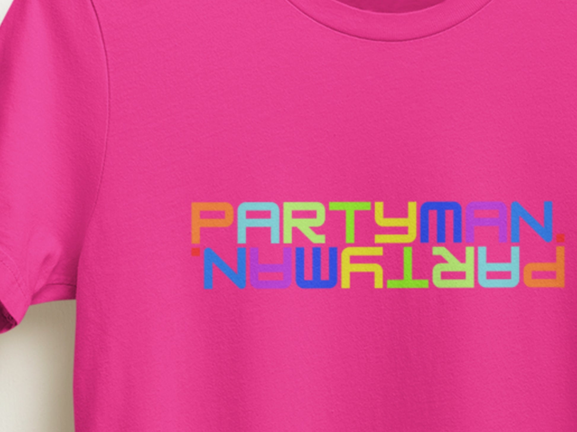 PARTYMAN. Berry T-Shirt.